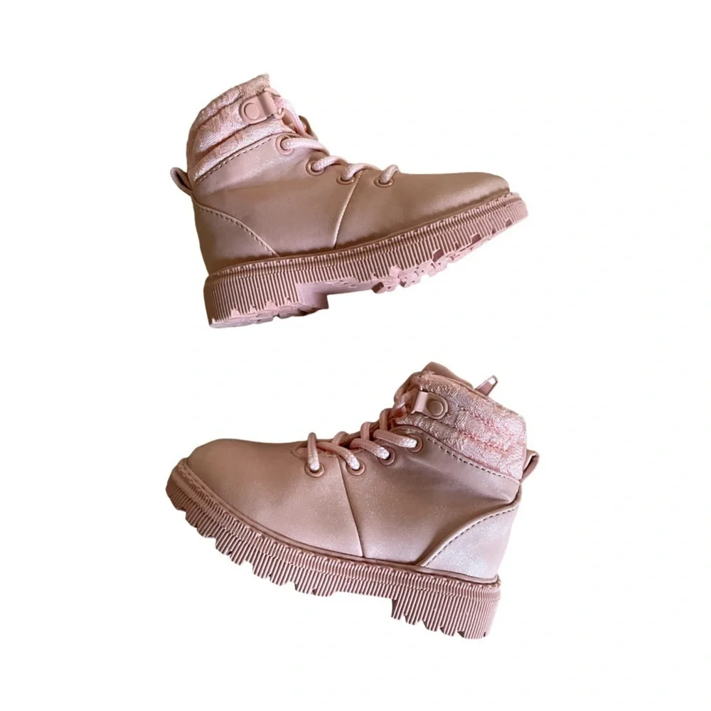 DKNY Girls Shimmer Pink Boots Size 5